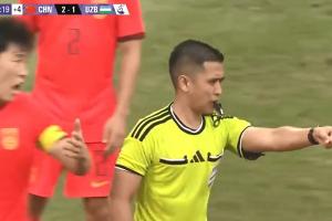 U23国足2-2遭乌兹别克扳平！VAR介入，改判进球有效